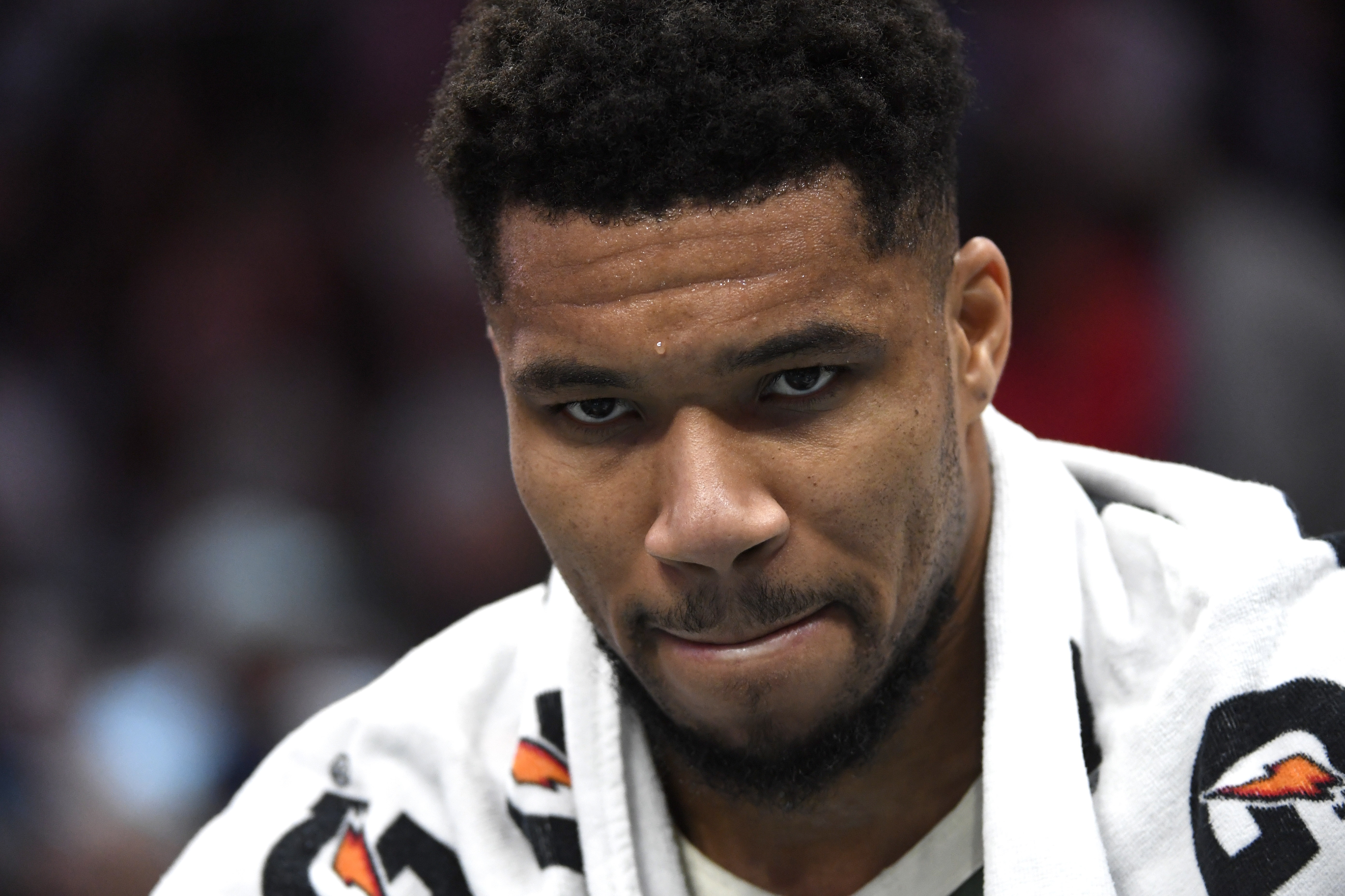 开云体育app-又一场无奈的失利！字母哥13中9&amp;罚球14中7空砍25分 有7次失误