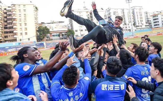 1676829329943094441.jpg whsz.jpg