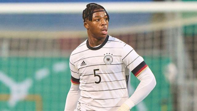 德国队唯一新面孔无关大局，戈森斯要抓住最后机会