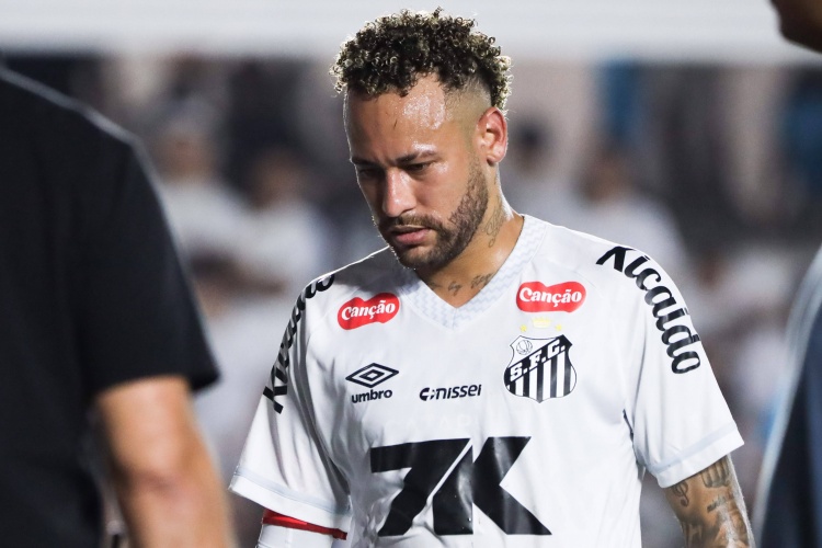 开云体育-马卡：内马尔康复取得巨大进展，目前已经可以在球场进行慢跑训练